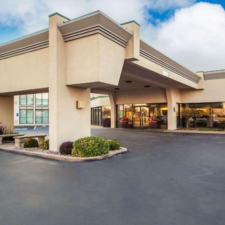 Suburban Studios I-80 Grand Island Doniphan エクステリア 写真