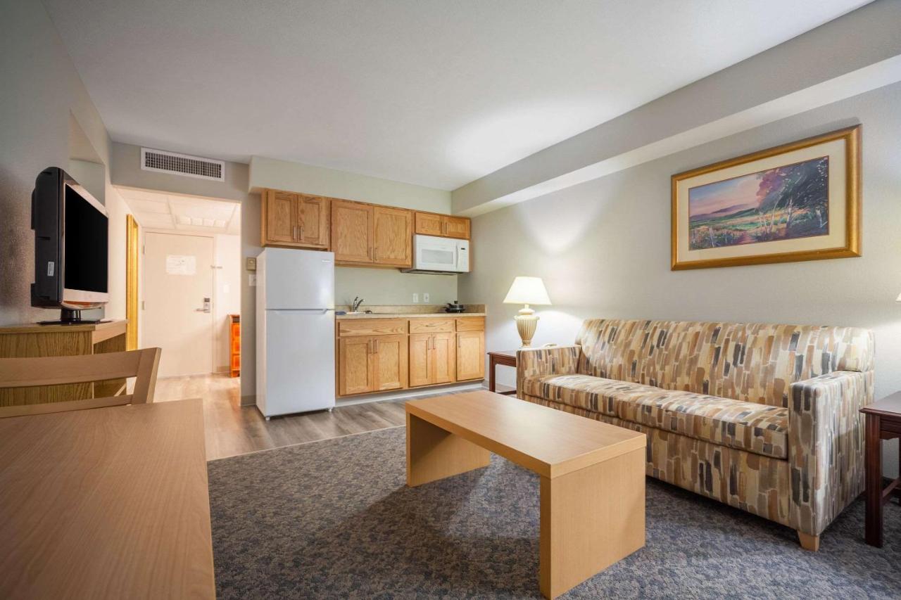 Suburban Studios I-80 Grand Island Doniphan エクステリア 写真