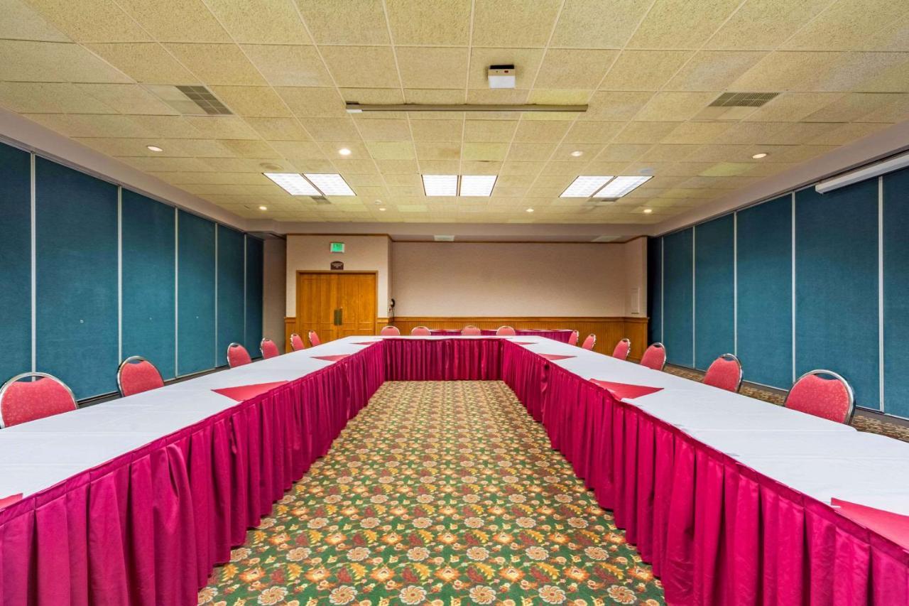 Suburban Studios I-80 Grand Island Doniphan エクステリア 写真