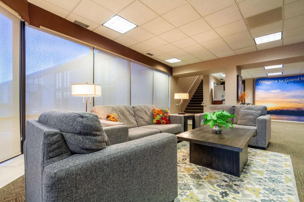 Suburban Studios I-80 Grand Island Doniphan エクステリア 写真